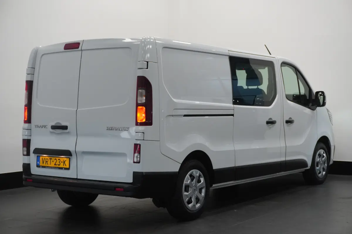 2.0 dCi L2 EURO 6 - Airco - Cruise - Carkit - €23.950,- Excl.
