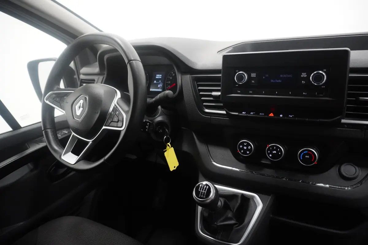 2.0 dCi L2 EURO 6 - Airco - Cruise - Carkit - €23.950,- Excl.