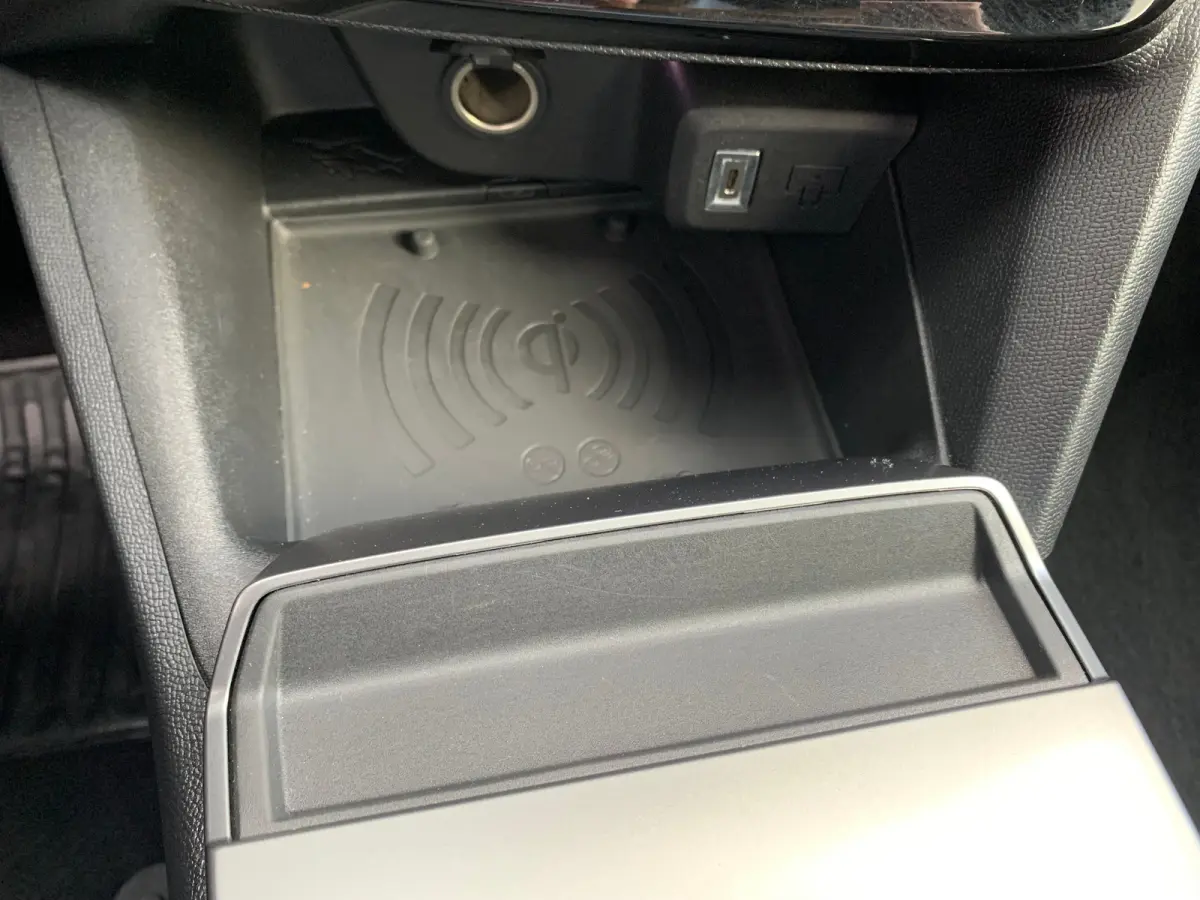Edition Airco | Camera | Cruise Adaptief | DAB | LED | LMV 16" | Navi | PDC V&A | Stoelverwarming |