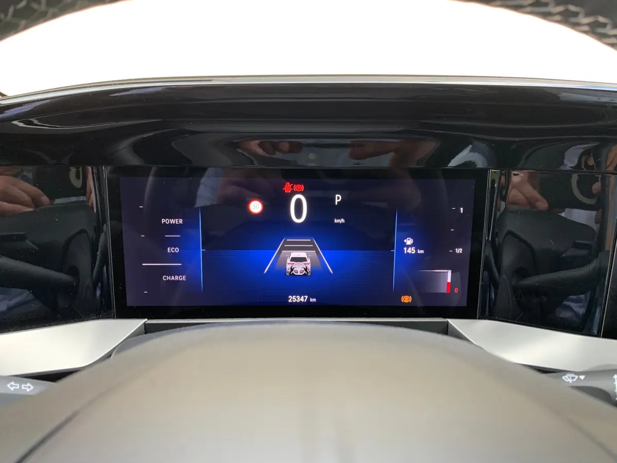 Edition Airco | Camera | Cruise Adaptief | DAB | LED | LMV 16" | Navi | PDC V&A | Stoelverwarming |
