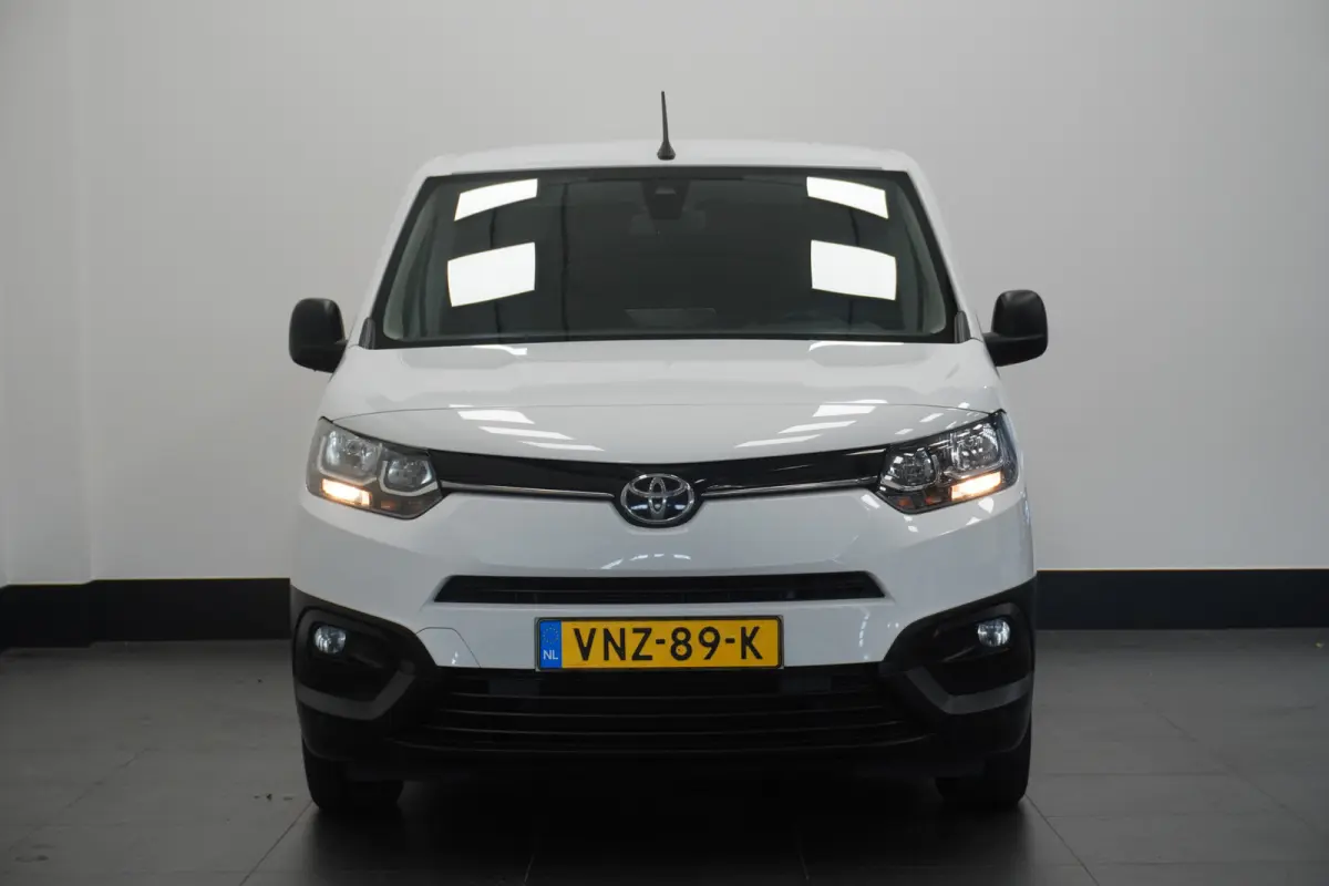 1.5 D-4D EURO 6 - Airco - Cruise - PDC - €12.950,- Excl.