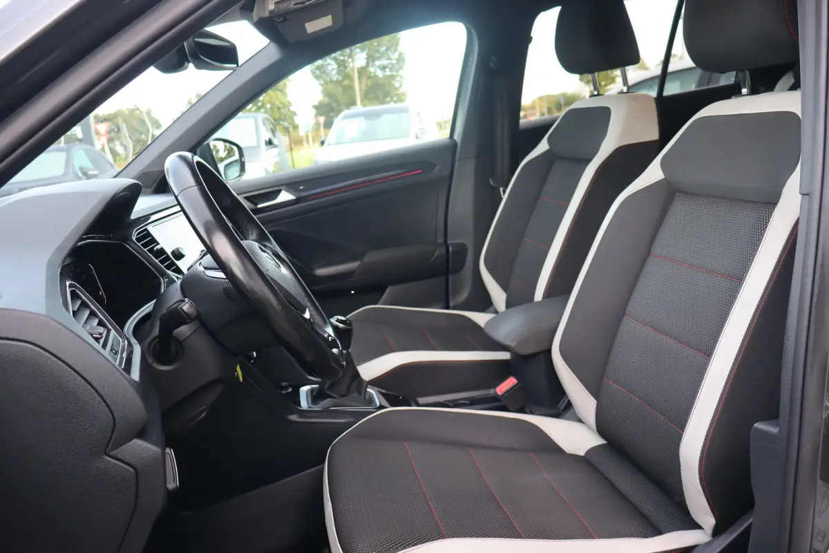 1.5 TSI Sport 150PK | Bandenspanningscontrolesysteem | Cruise control adaptief | Parkeersensor voor en achter