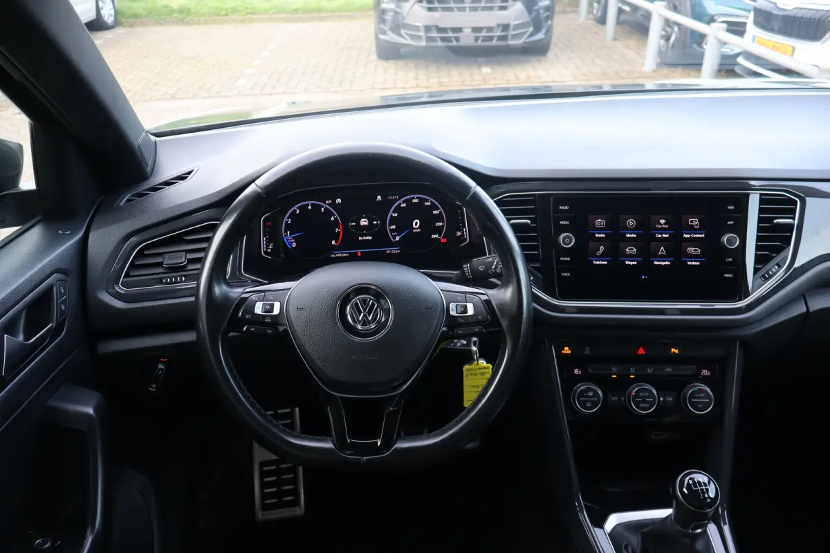 1.5 TSI Sport 150PK | Bandenspanningscontrolesysteem | Cruise control adaptief | Parkeersensor voor en achter