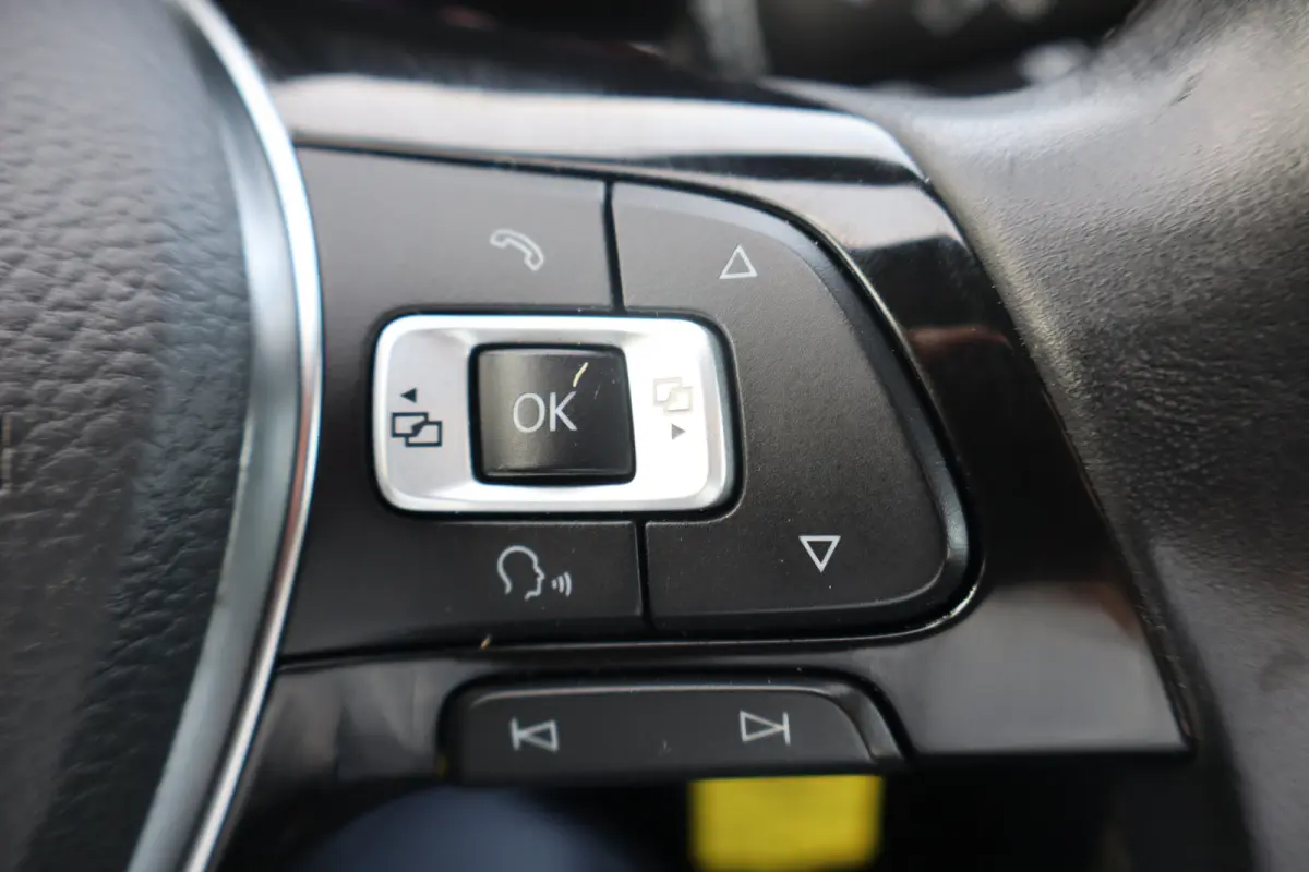 1.5 TSI Sport 150PK | Bandenspanningscontrolesysteem | Cruise control adaptief | Parkeersensor voor en achter