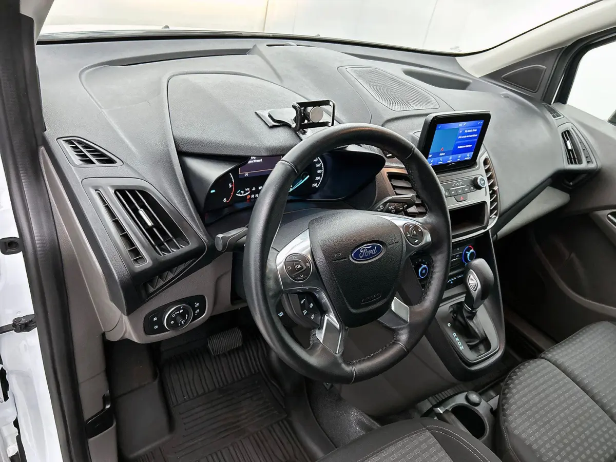 1.5 EcoBlue L2 Trend Automaat Navigatie Airco Cruise Control PDC Camera Trekhaak