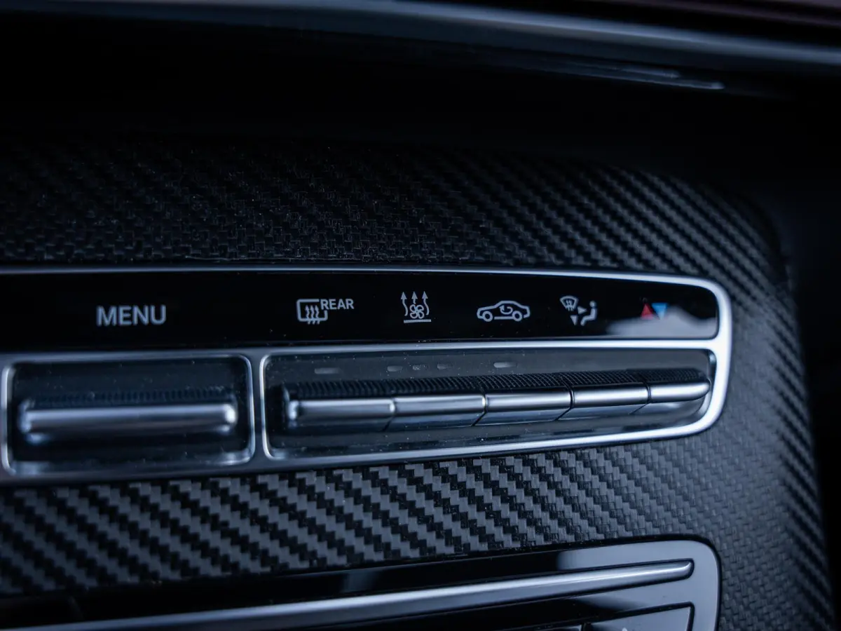 400 4MATIC Premium Plus 80 kWh ///AMG - Burmester l Pano l Laser Shield
