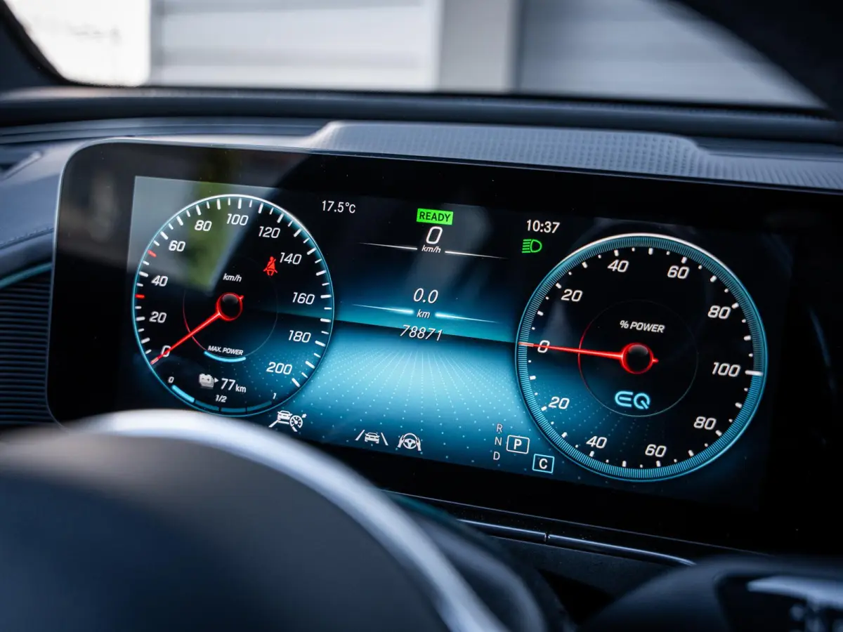 400 4MATIC Premium Plus 80 kWh ///AMG - Burmester l Pano l Laser Shield
