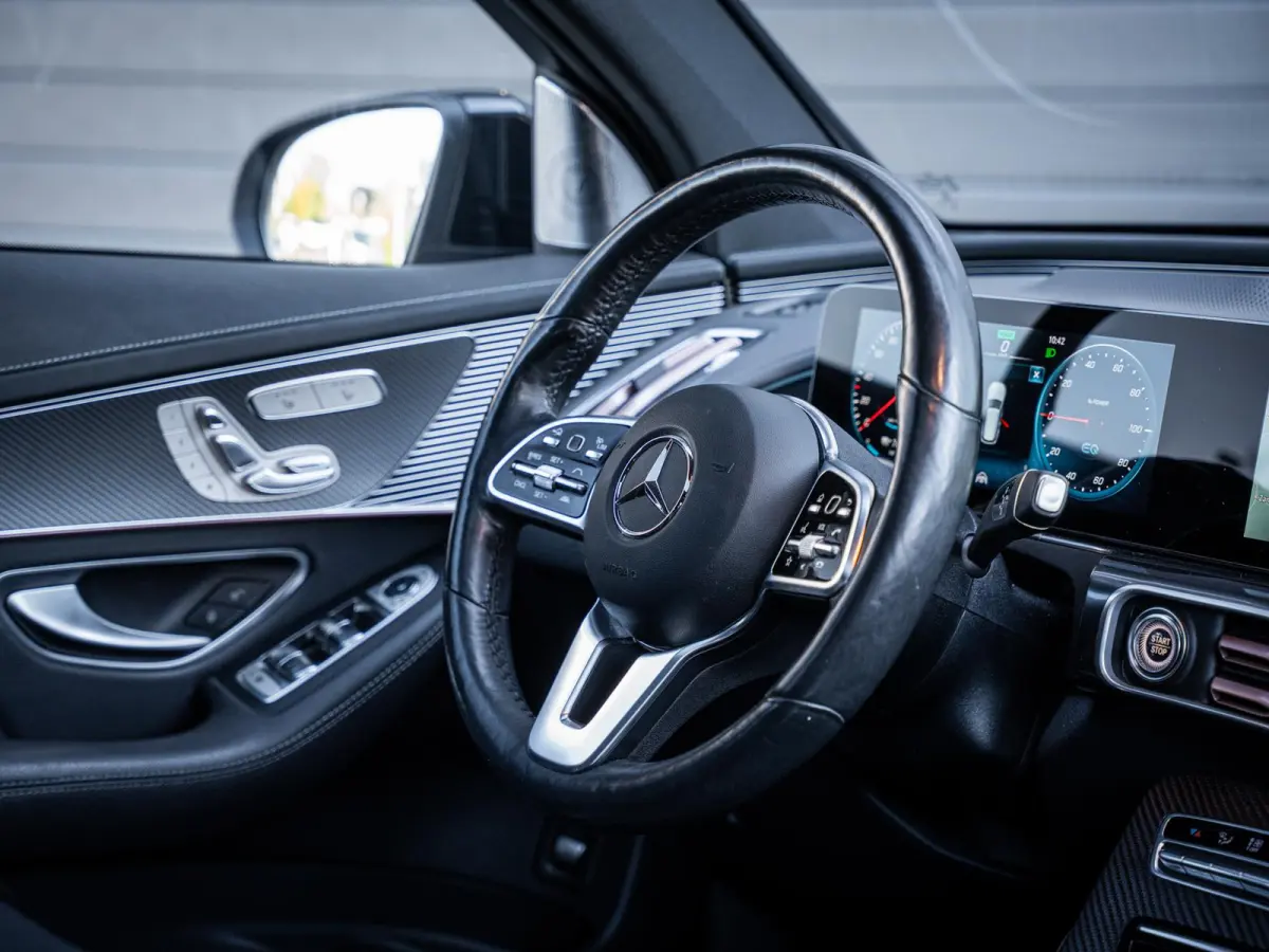 400 4MATIC Premium Plus 80 kWh ///AMG - Burmester l Pano l Laser Shield