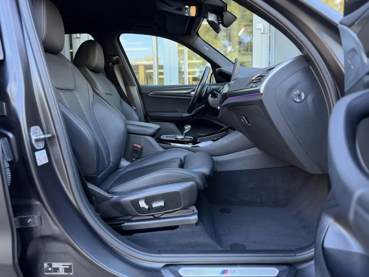 xDrive30e High Ex M-Sport LCI|Leer|Memory|Cam|Uniek: Individual Frozen Deep Grey|