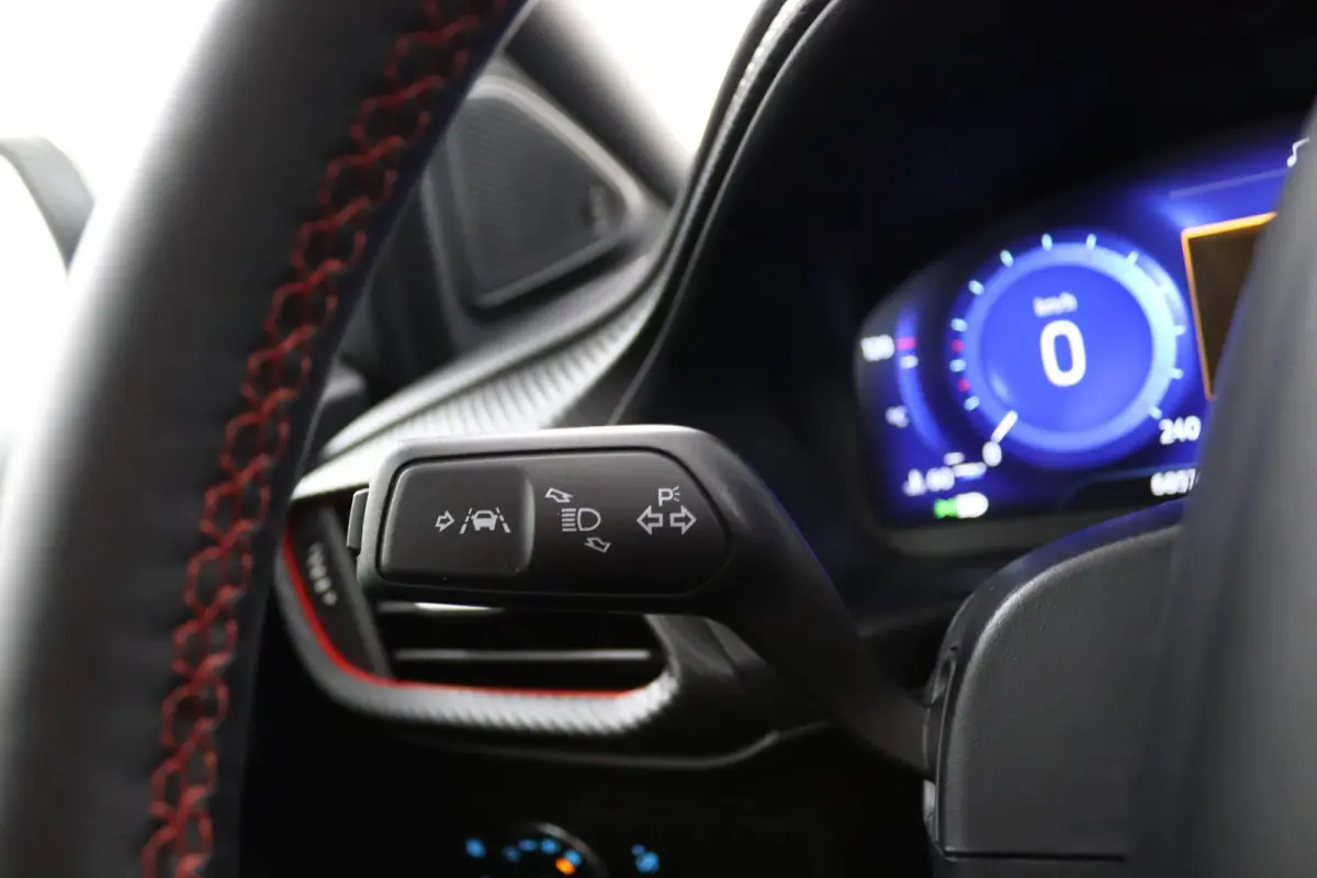 1.0 EcoBoost ST-Line X | Panoramadak | Winterpack | 18 Inch | B&O | Navigatie | CarPlay/Android Auto | LED |