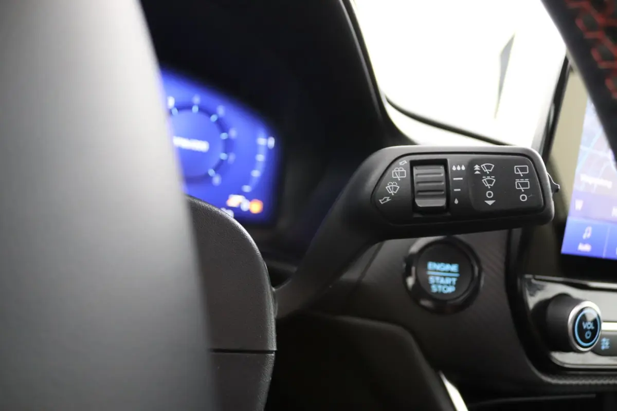 1.0 EcoBoost ST-Line X | Panoramadak | Winterpack | 18 Inch | B&O | Navigatie | CarPlay/Android Auto | LED |
