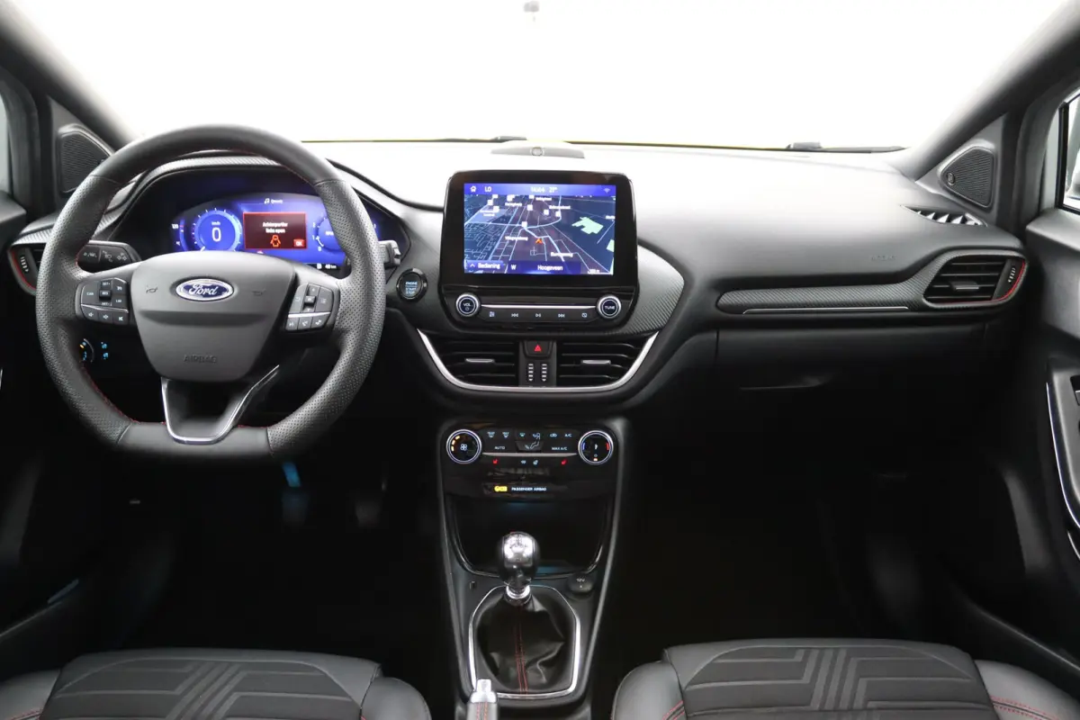 1.0 EcoBoost ST-Line X | Panoramadak | Winterpack | 18 Inch | B&O | Navigatie | CarPlay/Android Auto | LED |