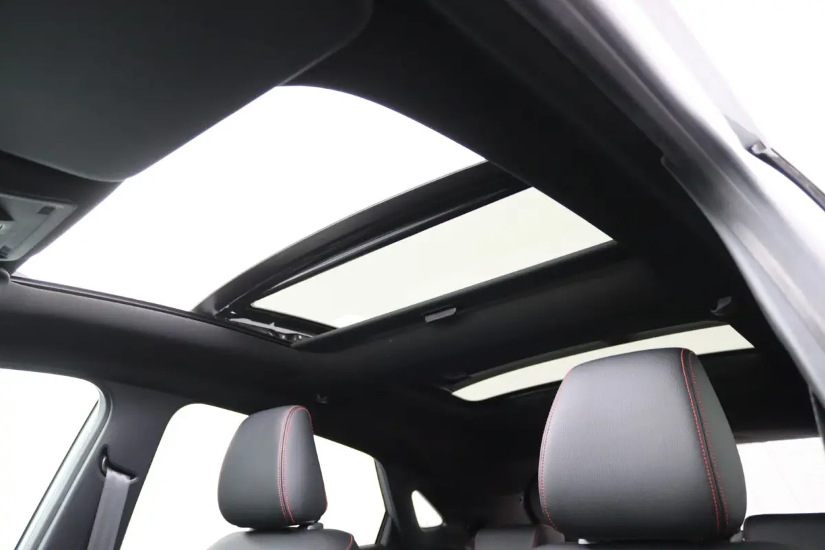 1.0 EcoBoost ST-Line X | Panoramadak | Winterpack | 18 Inch | B&O | Navigatie | CarPlay/Android Auto | LED |