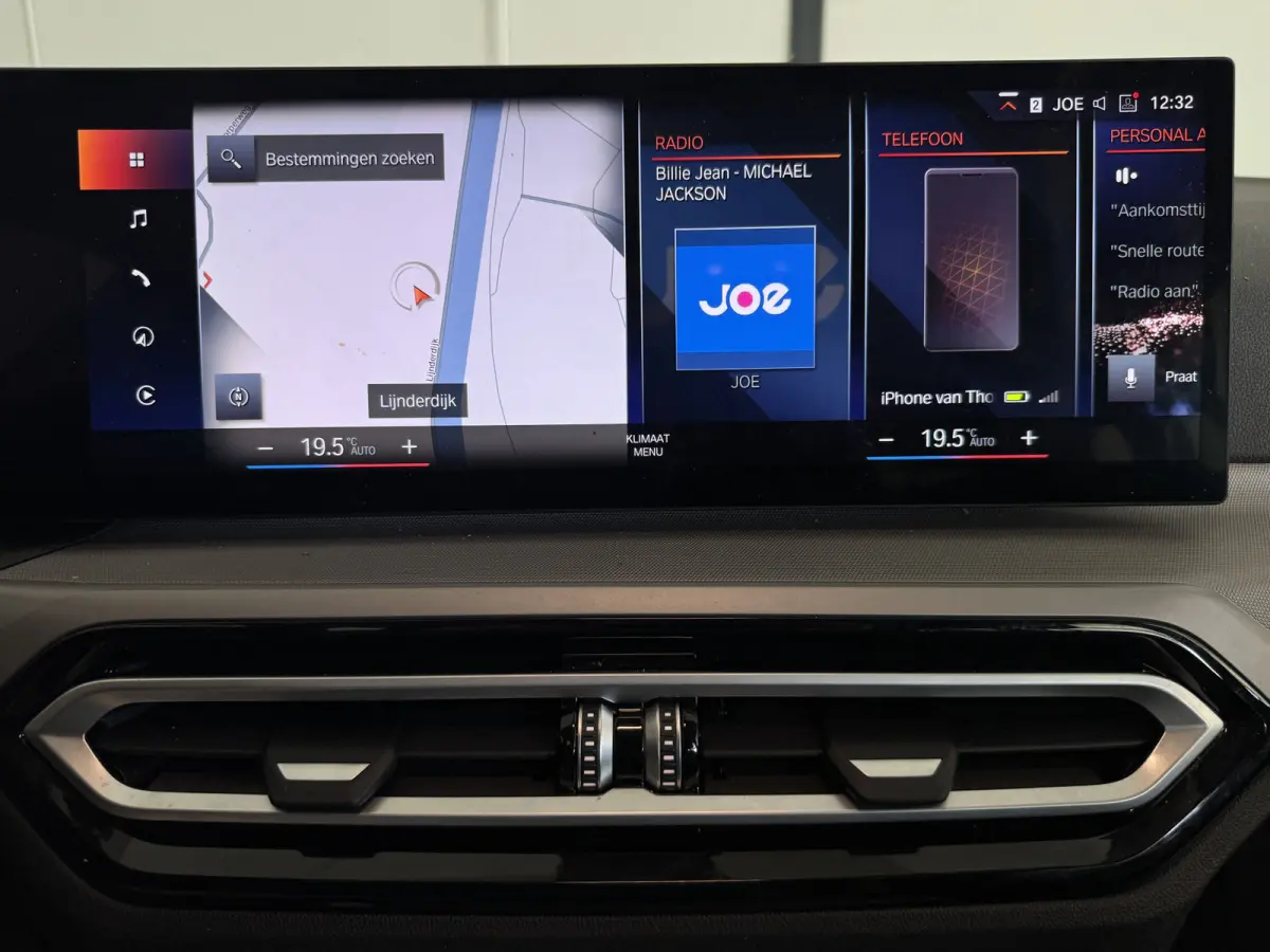 NEW 318IA 2.0 156PK AUT. NAVI/LED/PDC/CARPLAY