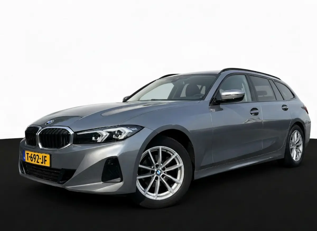 NEW 318IA 2.0 156PK AUT. NAVI/LED/PDC/CARPLAY