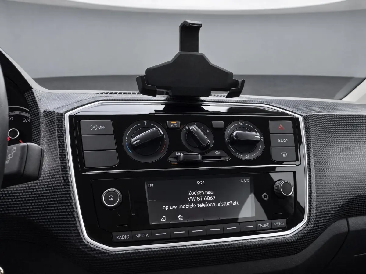 Up! 1.0 |Rijklaar! |Knoppen op stuur |Bluetooth