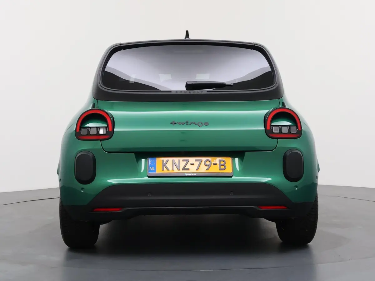 techno 80pk urban range | Stoelverw. | parkeercamera | Navigatie |