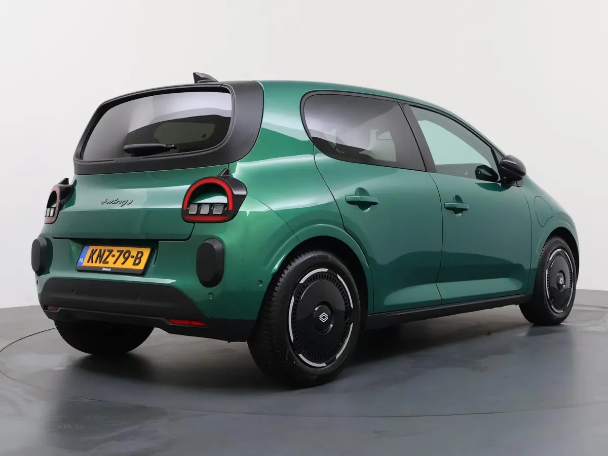 techno 80pk urban range | Stoelverw. | parkeercamera | Navigatie |