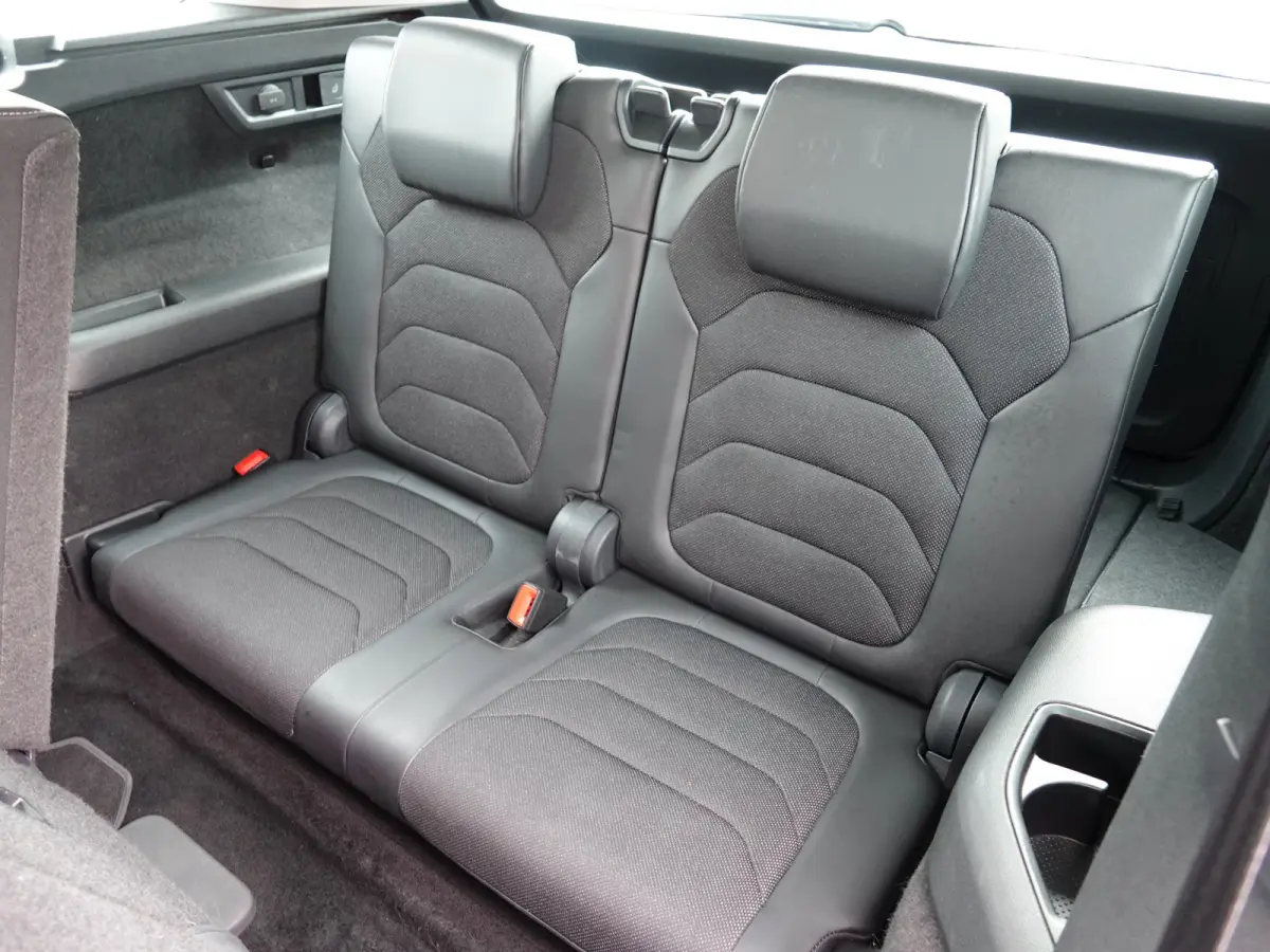 1.5 TSI 150PK Business Edit. 7-PERS TREKH. | H-LEER | ACC | ECC | DODE HOEK