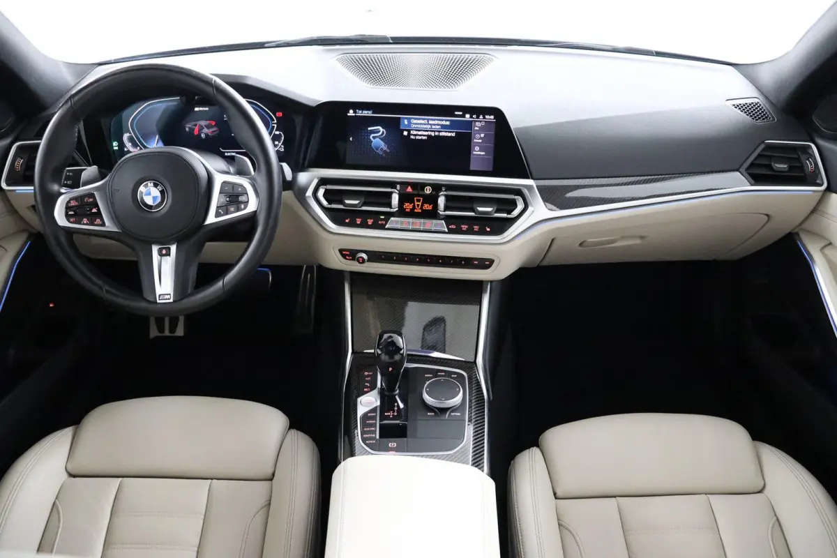 330e Business Edition Plus | M Sport | Trekhaak Elektrisch | Volleder | SoH 95% | Stuur- & Stoelverwarming | Stoelverwarming | Carbon Interieur | Driving Assistant Professional | Laserlight 