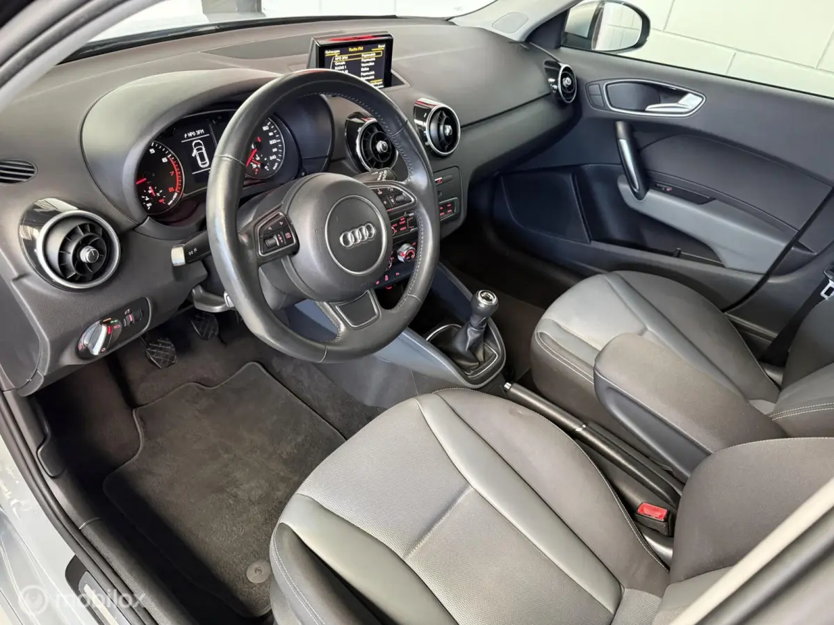 S-Line/Nardo Grey/Uniek/1e eigenaar/LageKM