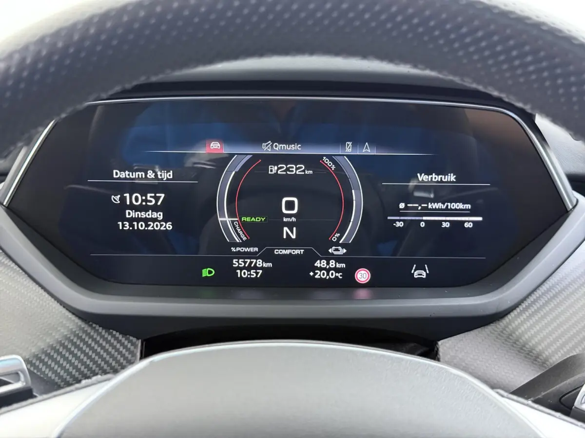 GT 93 kWh CARBON PAKKET | STOEL VENTILATIE EN VERWARMING | PANORAMDAK | B&O GELUID | HEAD UP | LUCHTVERING ETC .