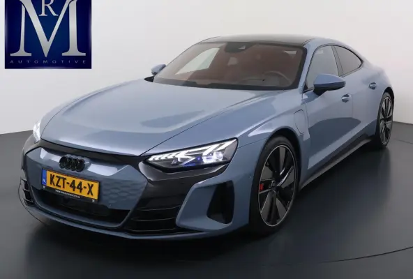 GT 93 kWh CARBON PAKKET | STOEL VENTILATIE EN VERWARMING | PANORAMDAK | B&O GELUID | HEAD UP | LUCHTVERING ETC .