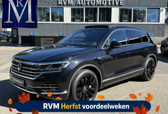 3.0 TSI Elegance VAN: 56.900,- VOOR: 52.877,- UW HERFSTVOORDEEL: 4.023,- EURO | LUCHTVERING| ELEK. TREKHAAK| LEDER| PANO | STOELVENTILATIE + MASSAGE| ACHTERBANK VERWARMD| MEMORY STOEL| 360 C