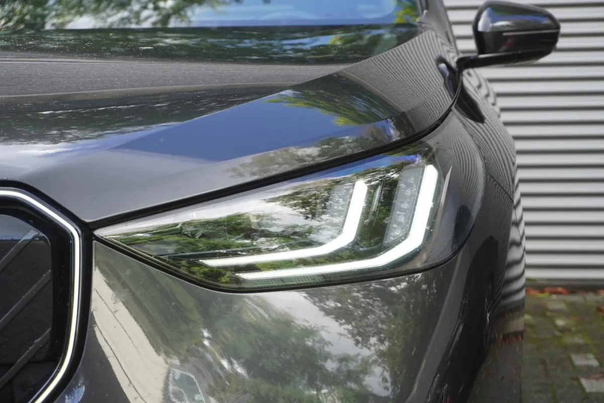 20 xDrive | M Sportpakket Pro | Trekhaak met elektrisch wegklapbare kogel | Glazen panoramadak | Extra getint glas | Driving Assistant Professional