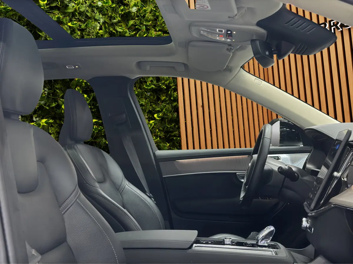 2.0 T8 Plug-in hybrid AWD Ultra Dark | Luchtvering | Trekhaak | Pano | Stoelventilatie | Bowers&Wilkins