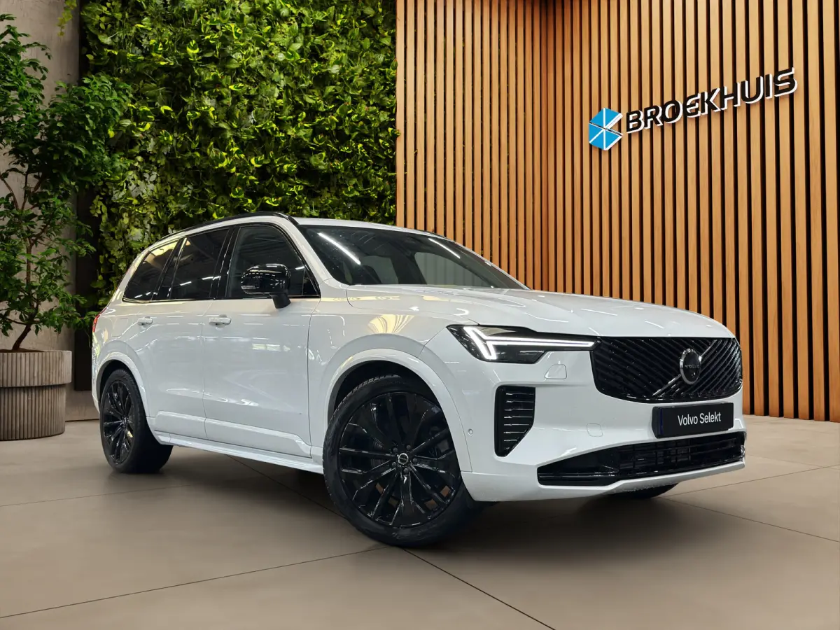 2.0 T8 Plug-in hybrid AWD Ultra Dark | Luchtvering | Trekhaak | Pano | Stoelventilatie | Bowers&Wilkins