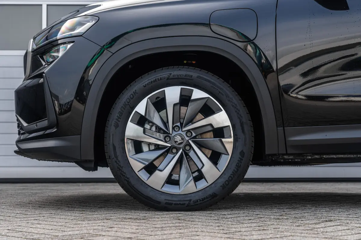 1.5 TSI PHEV DSG Business Edition Plus | LMV 19'' | Panoramadak | Trekhaak Uitklapbaar