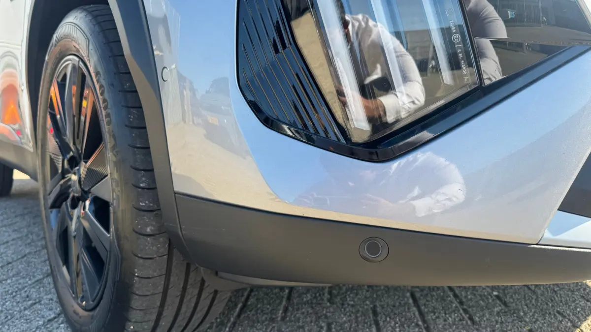 1.2 HYBRID 145PK GT PACK AUTOMAAT / NAVI / LEDER / CLIMA / LED / PDC / 18" LMV / APPLE CARPLAY / KEYLESS / 360° CAMERA / 8 JAAR GARANTIE / ADAPT. CRUISECONTROL / ORG. NL. / 1E EIGENAAR / NI