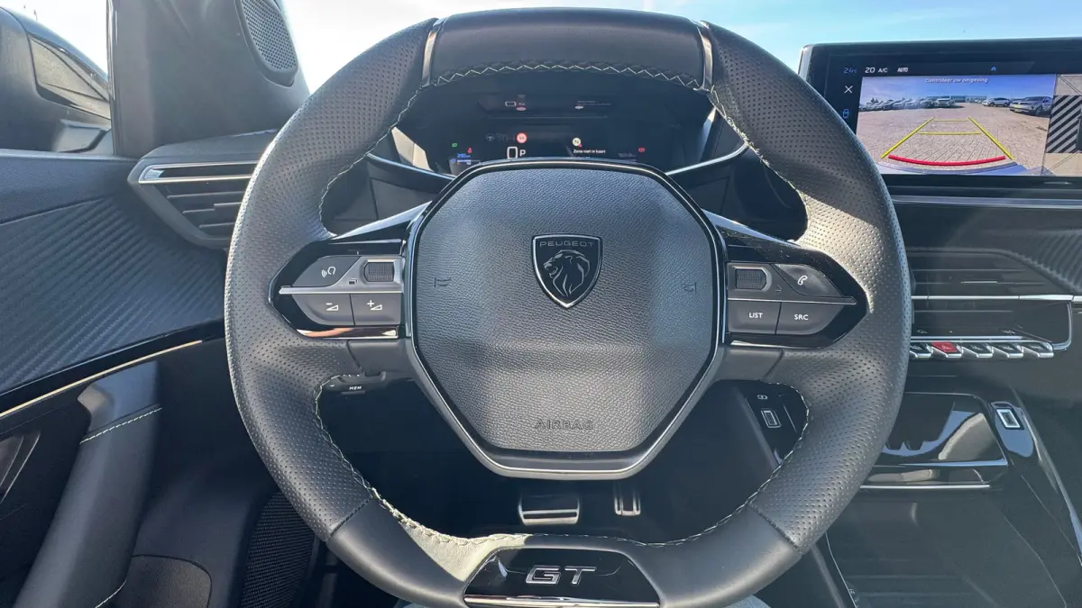 1.2 HYBRID 145PK GT PACK AUTOMAAT / NAVI / LEDER / CLIMA / LED / PDC / 18" LMV / APPLE CARPLAY / KEYLESS / 360° CAMERA / 8 JAAR GARANTIE / ADAPT. CRUISECONTROL / ORG. NL. / 1E EIGENAAR / NI