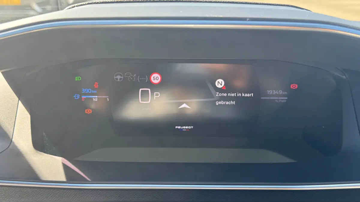 1.2 HYBRID 145PK GT PACK AUTOMAAT / NAVI / LEDER / CLIMA / LED / PDC / 18" LMV / APPLE CARPLAY / KEYLESS / 360° CAMERA / 8 JAAR GARANTIE / ADAPT. CRUISECONTROL / ORG. NL. / 1E EIGENAAR / NI