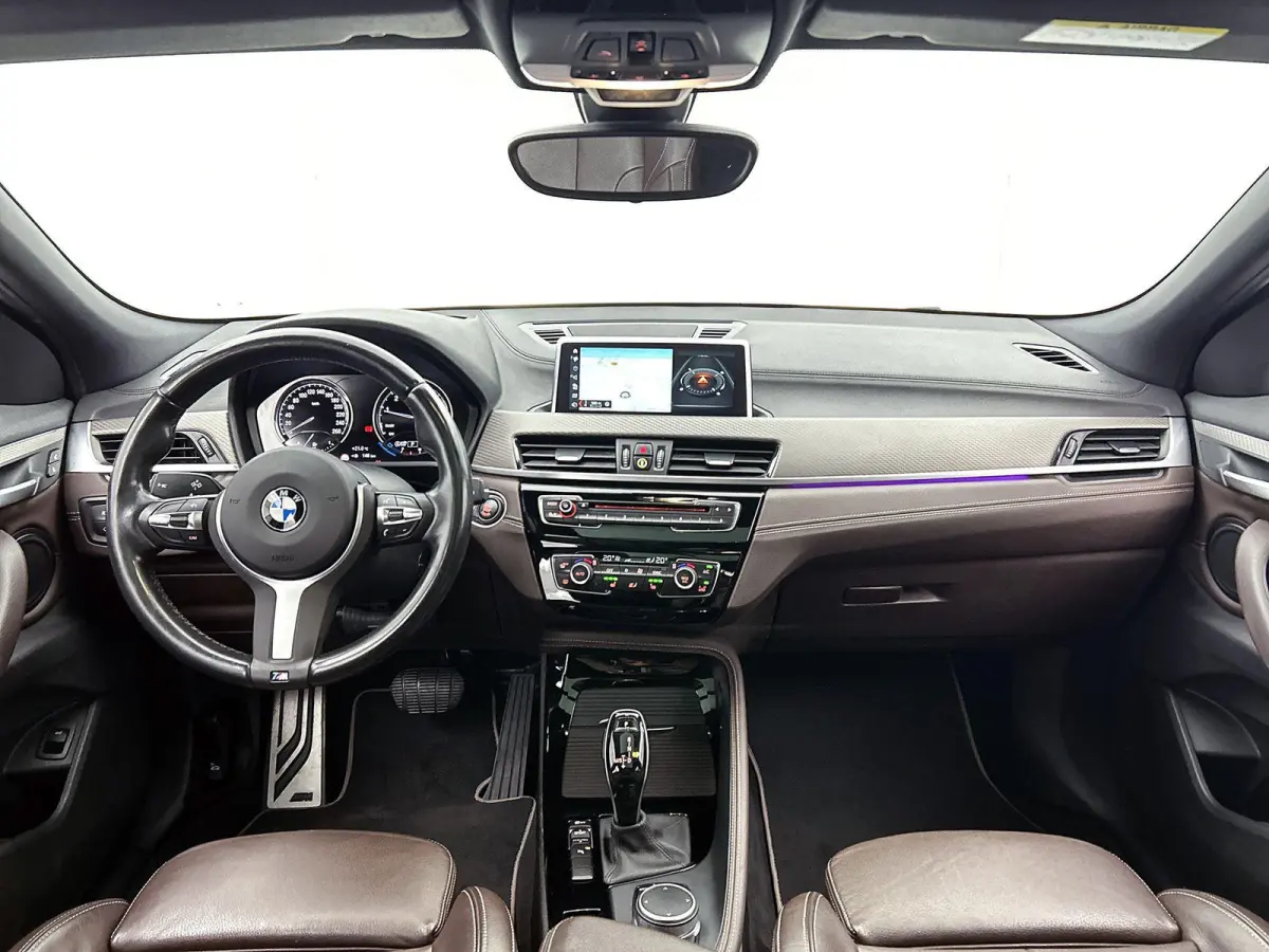 sDrive20i High Executive Edition | AUTOMAAT | M-PAKKET | PANORAMADAK | PARKEERSENSOREN | LEDER | STOELVERWARMING | CLIMATE CONTROL | CRUISE CONTROL |