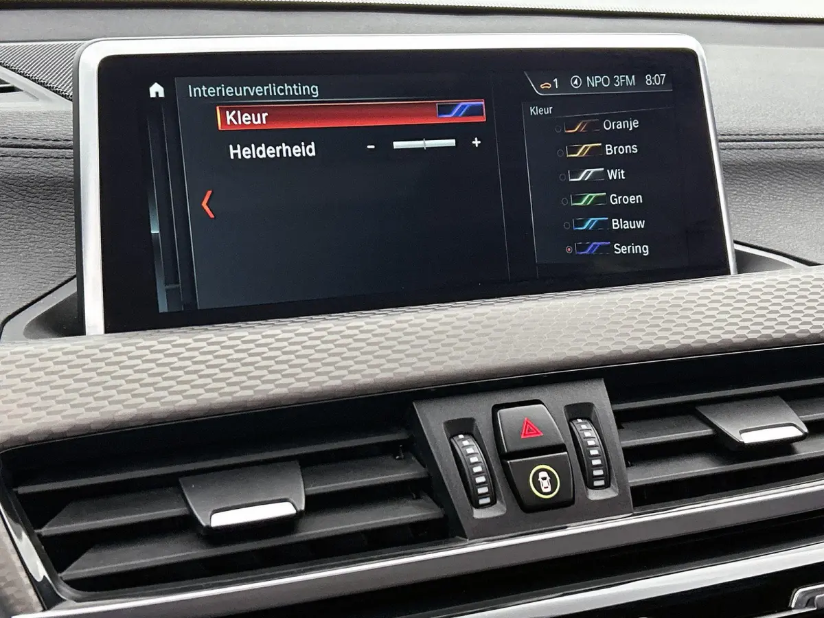 sDrive20i High Executive Edition | AUTOMAAT | M-PAKKET | PANORAMADAK | PARKEERSENSOREN | LEDER | STOELVERWARMING | CLIMATE CONTROL | CRUISE CONTROL |