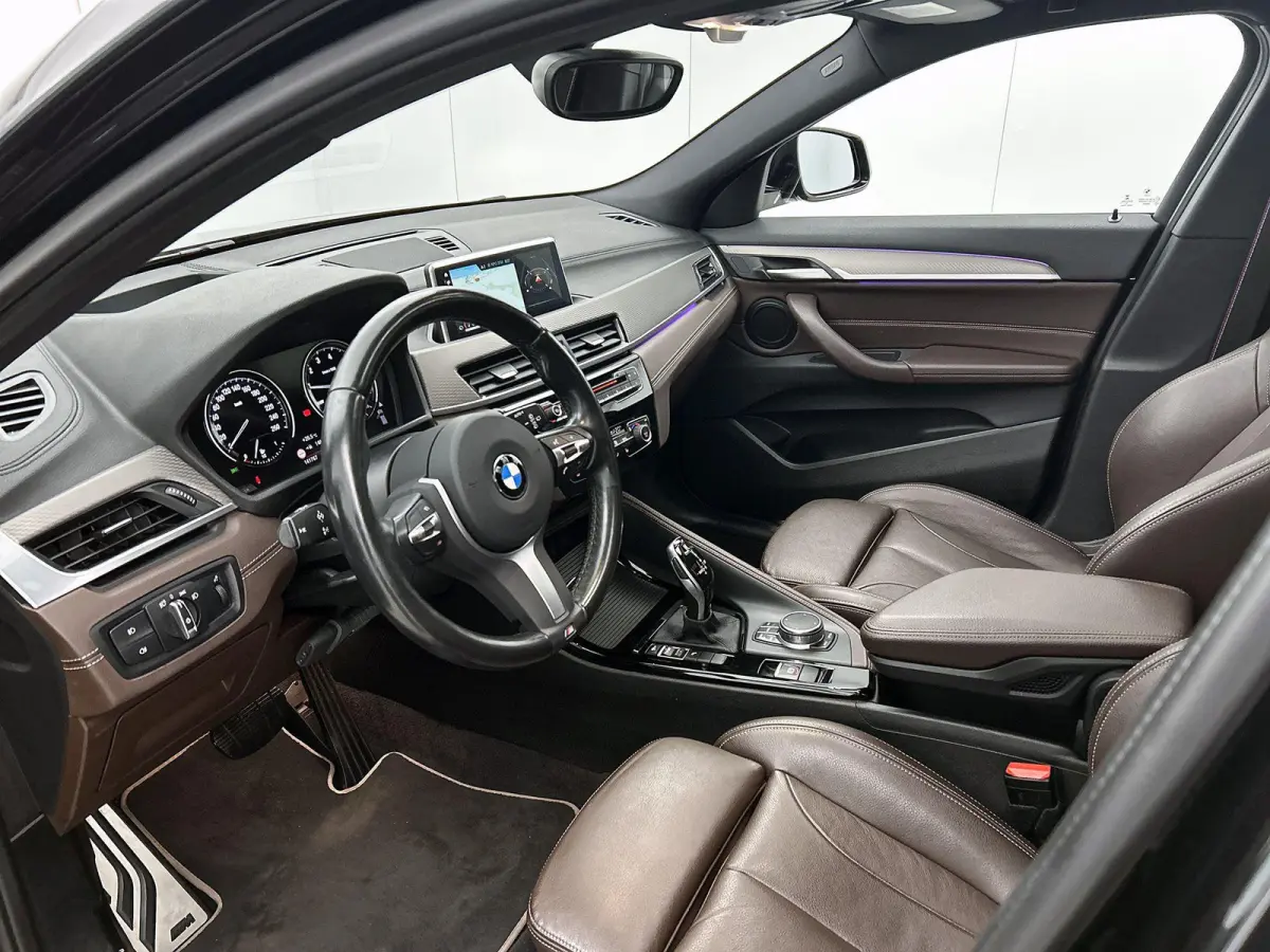 sDrive20i High Executive Edition | AUTOMAAT | M-PAKKET | PANORAMADAK | PARKEERSENSOREN | LEDER | STOELVERWARMING | CLIMATE CONTROL | CRUISE CONTROL |