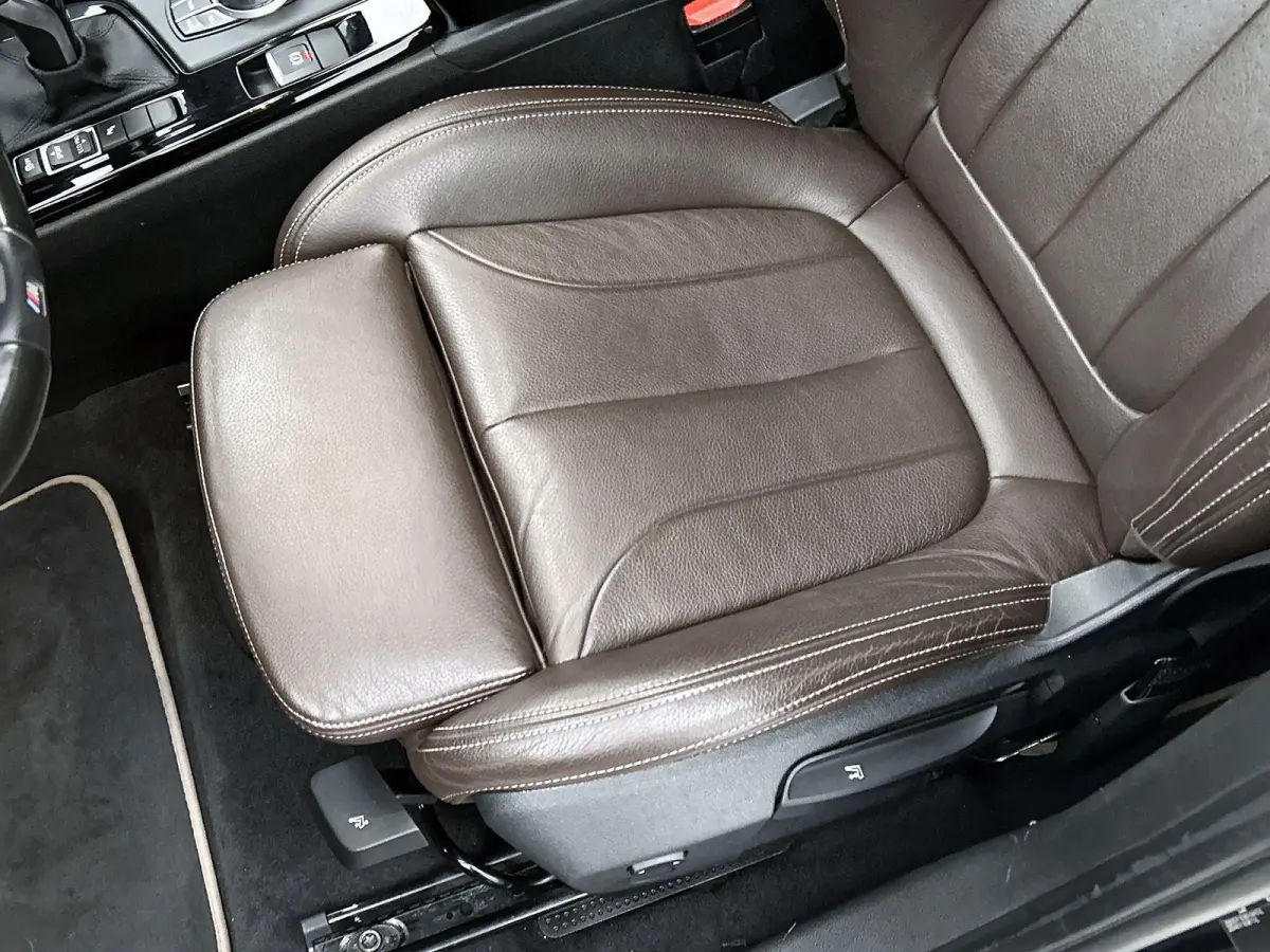 sDrive20i High Executive Edition | AUTOMAAT | M-PAKKET | PANORAMADAK | PARKEERSENSOREN | LEDER | STOELVERWARMING | CLIMATE CONTROL | CRUISE CONTROL |