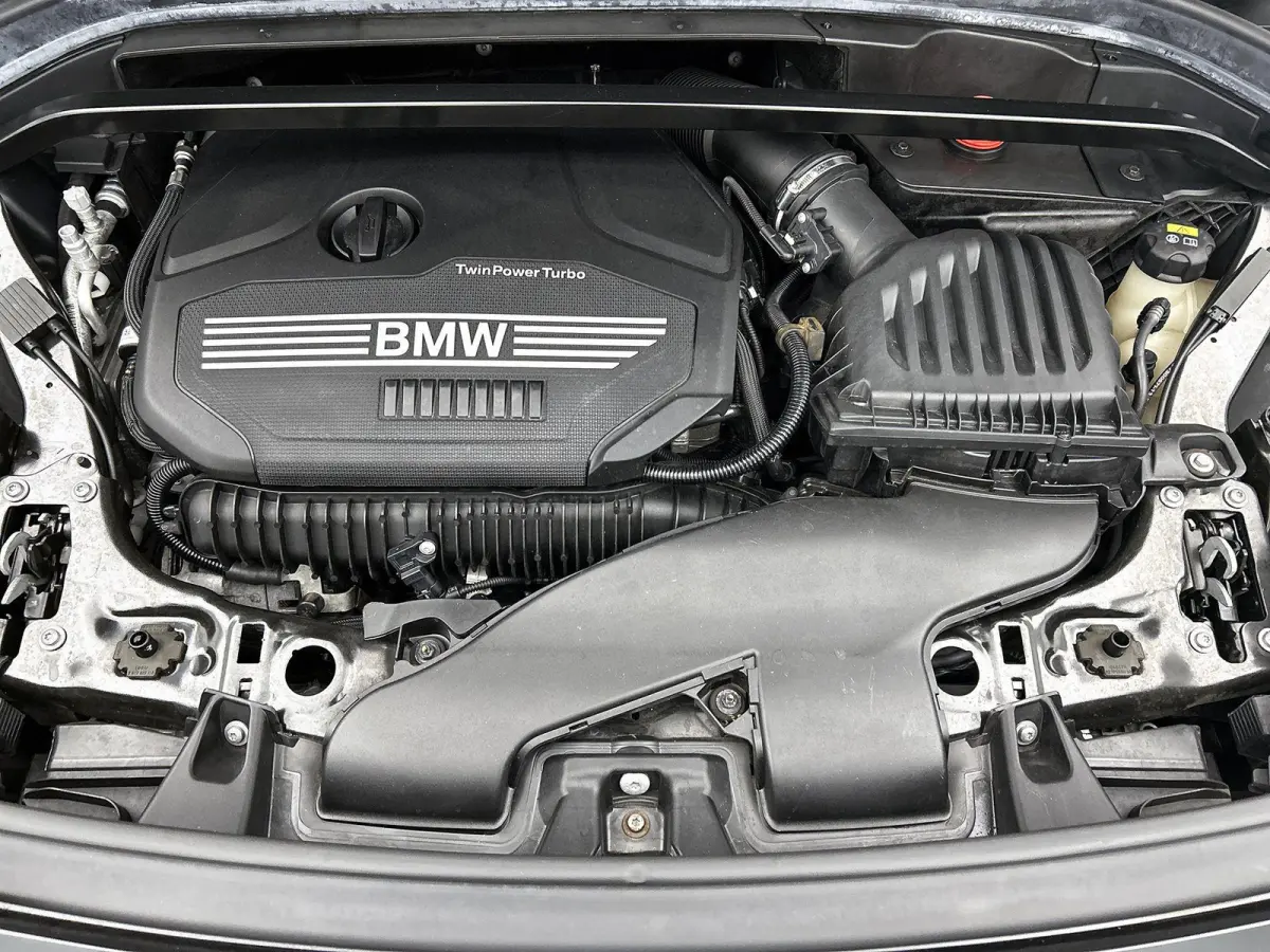 sDrive20i High Executive Edition | AUTOMAAT | M-PAKKET | PANORAMADAK | PARKEERSENSOREN | LEDER | STOELVERWARMING | CLIMATE CONTROL | CRUISE CONTROL |