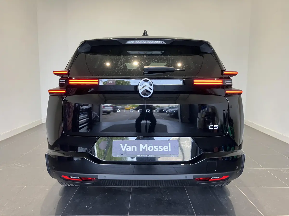 1.2 Hybrid 145 Plus l Elek. Kofferklep l Apple carplay & Android auto l Climate Control l Camera l Navi l