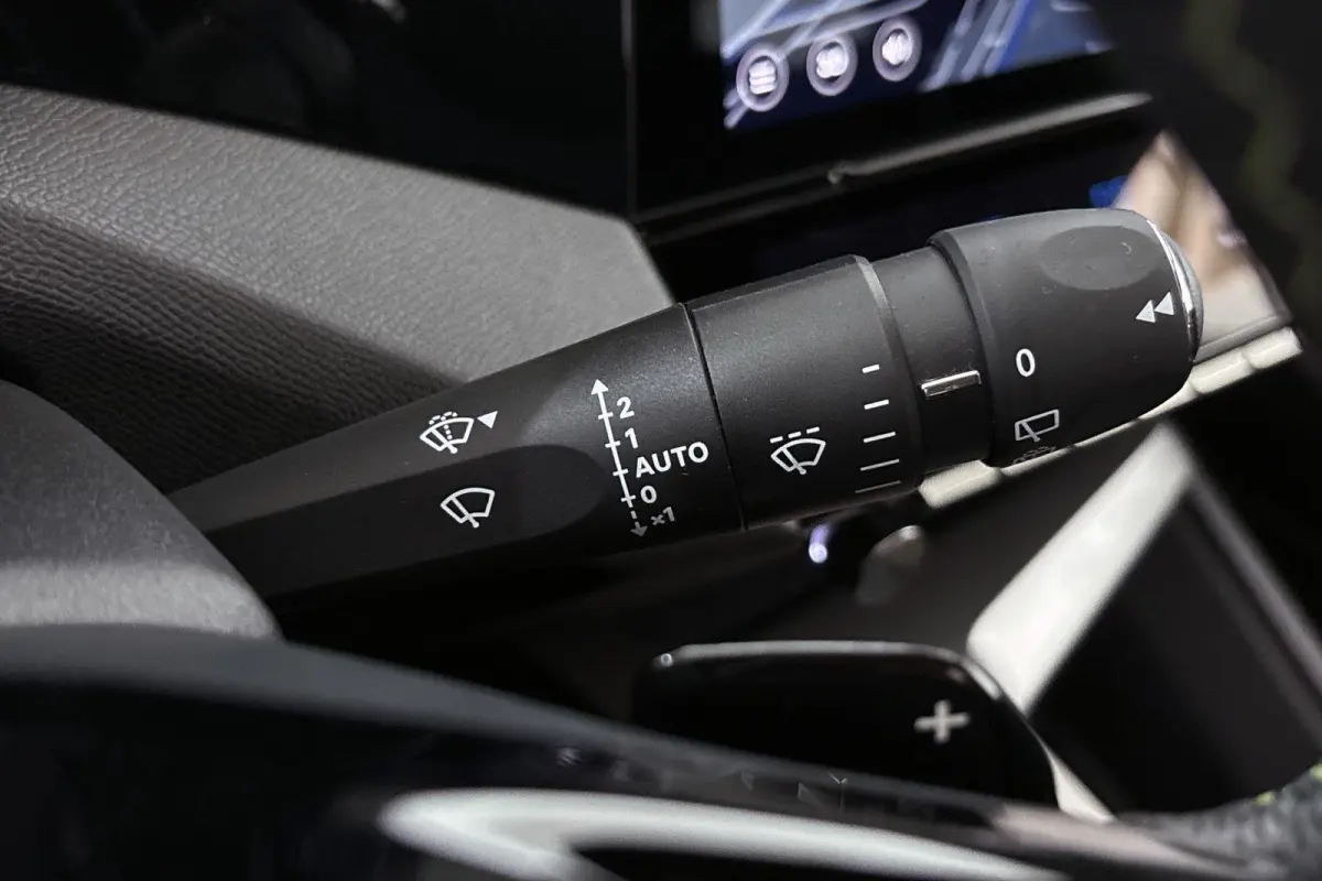 1.6 Plug-in Hybrid 195 GT Panoramadak FOCAL 360 Camera