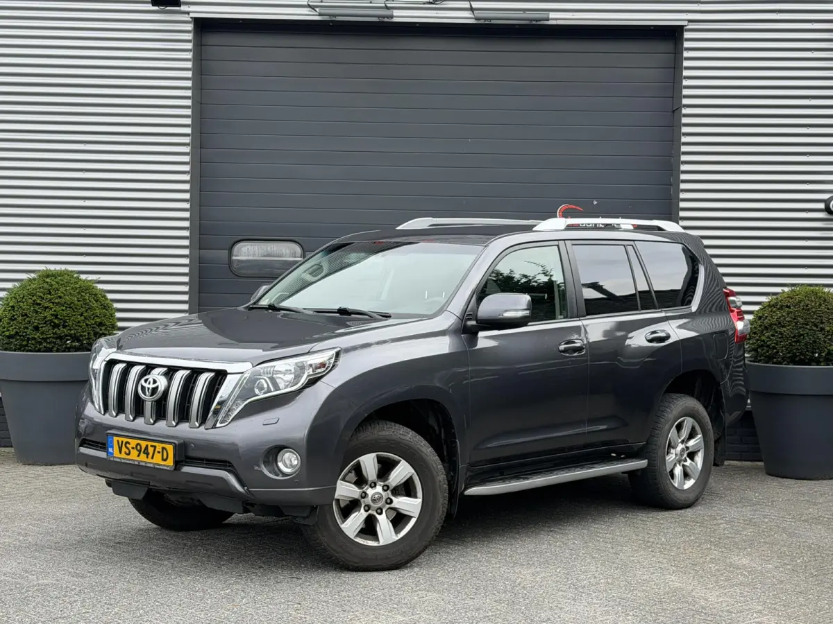 Toyota Land Cruiser 2015 Diesel Automatisch leasen