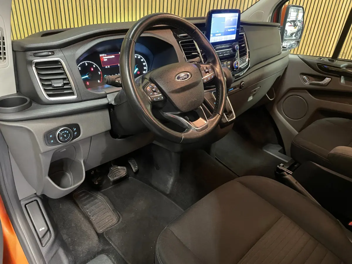 300 2.0 TDCI L2H1 Limited DC|FULL OPTION|AUTOMAAT|ACC|2X SCHUIFDEUR|CARPLAY|CAMERA|TREKHAAK|1e EIG|NAP|NL-AUTO