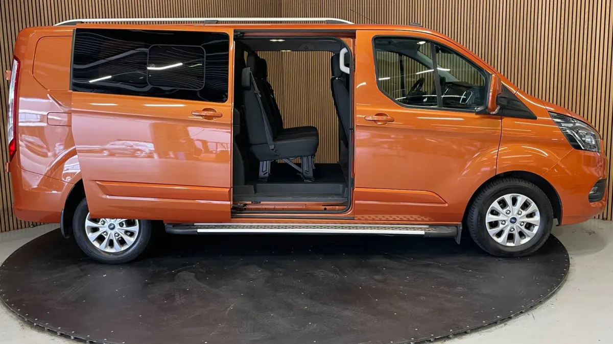 300 2.0 TDCI L2H1 Limited DC|FULL OPTION|AUTOMAAT|ACC|2X SCHUIFDEUR|CARPLAY|CAMERA|TREKHAAK|1e EIG|NAP|NL-AUTO
