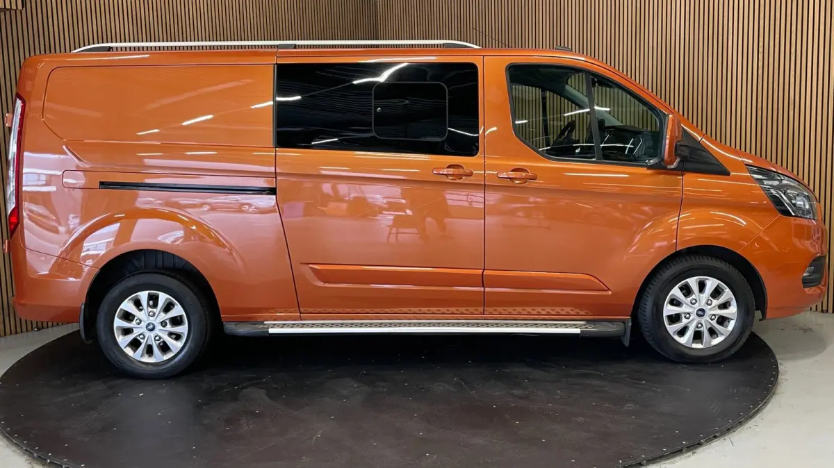 300 2.0 TDCI L2H1 Limited DC|FULL OPTION|AUTOMAAT|ACC|2X SCHUIFDEUR|CARPLAY|CAMERA|TREKHAAK|1e EIG|NAP|NL-AUTO