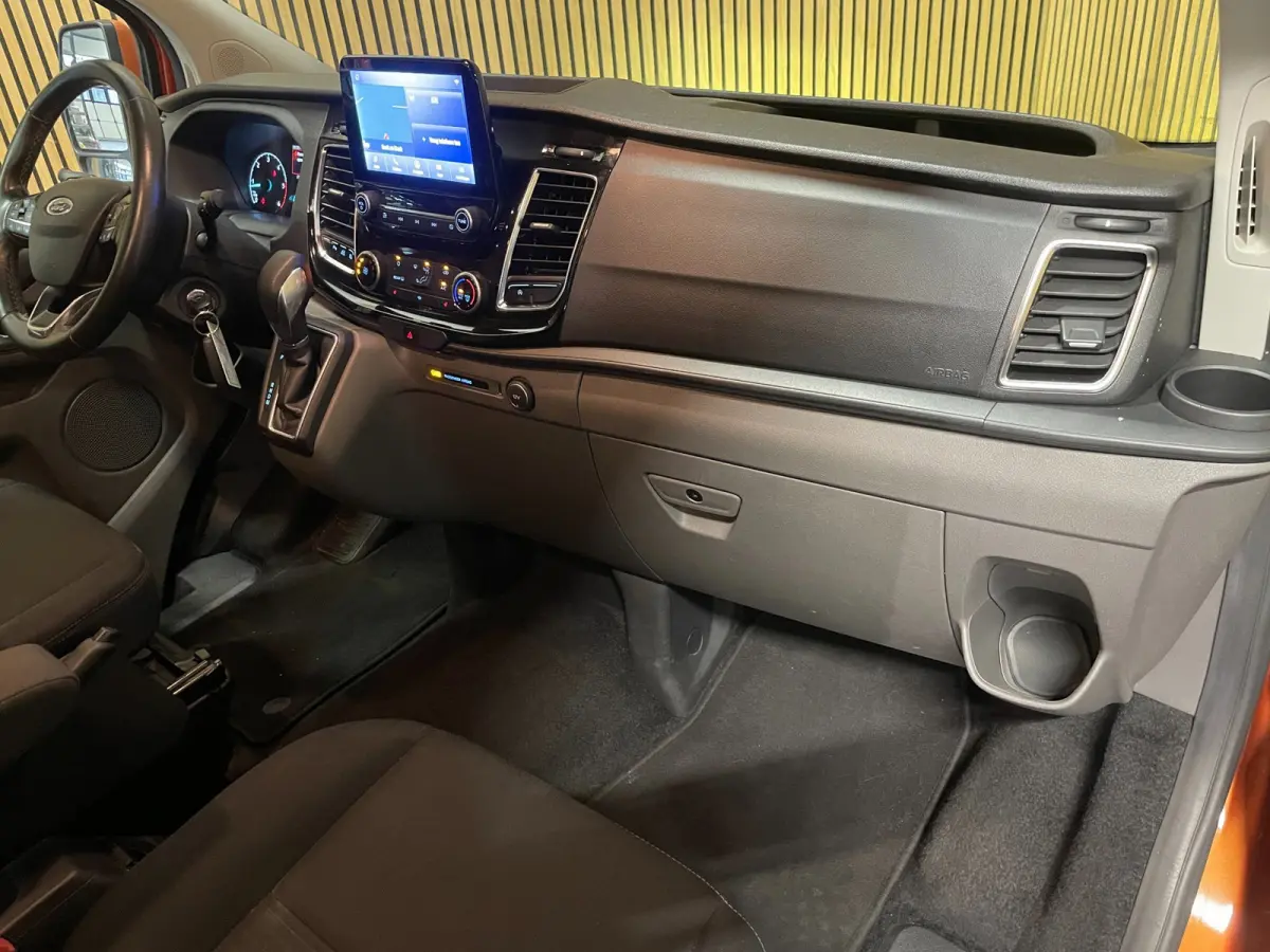 300 2.0 TDCI L2H1 Limited DC|FULL OPTION|AUTOMAAT|ACC|2X SCHUIFDEUR|CARPLAY|CAMERA|TREKHAAK|1e EIG|NAP|NL-AUTO