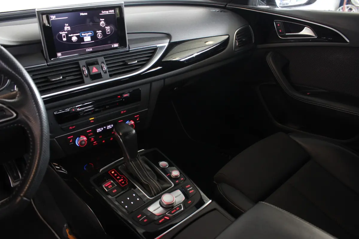 1.8 TFSI S-Line Edition 1e eigenaar | Black Optic | Stoelverw. | Elektr. Achterklep | Privacy glass | 18" LMV | PDC V+A