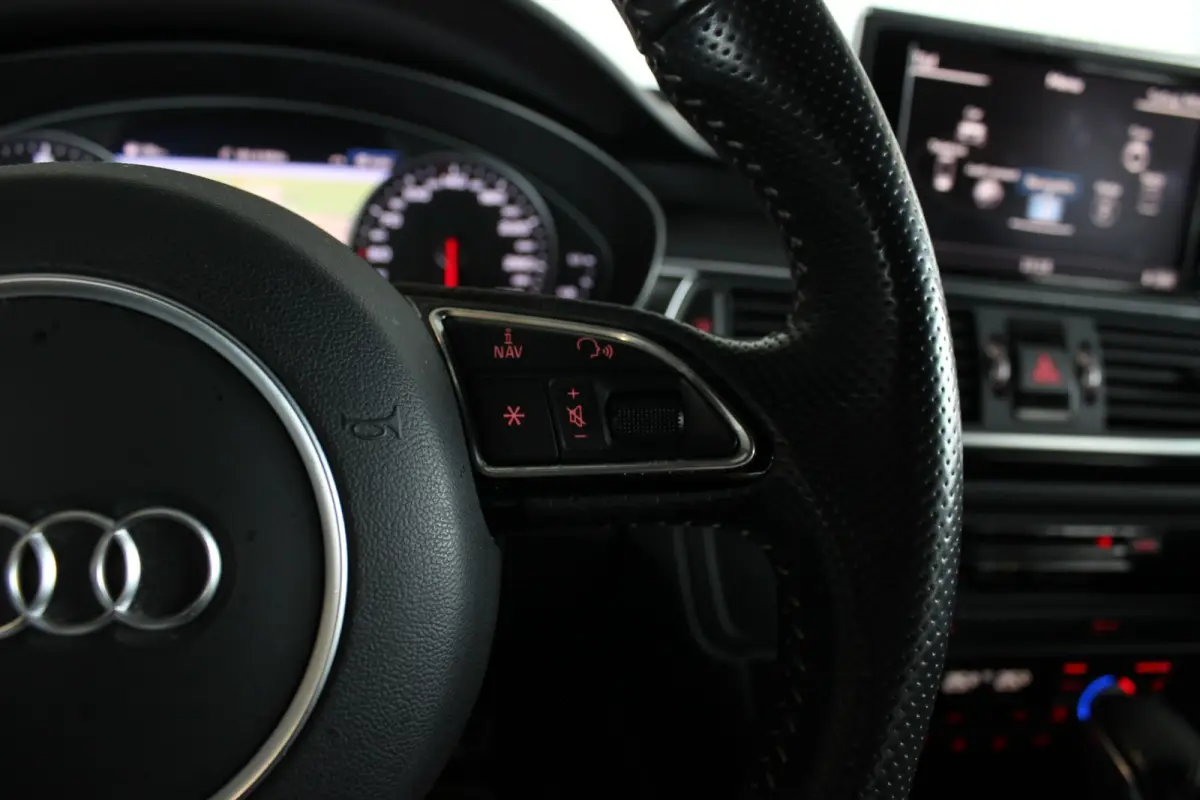 1.8 TFSI S-Line Edition 1e eigenaar | Black Optic | Stoelverw. | Elektr. Achterklep | Privacy glass | 18" LMV | PDC V+A