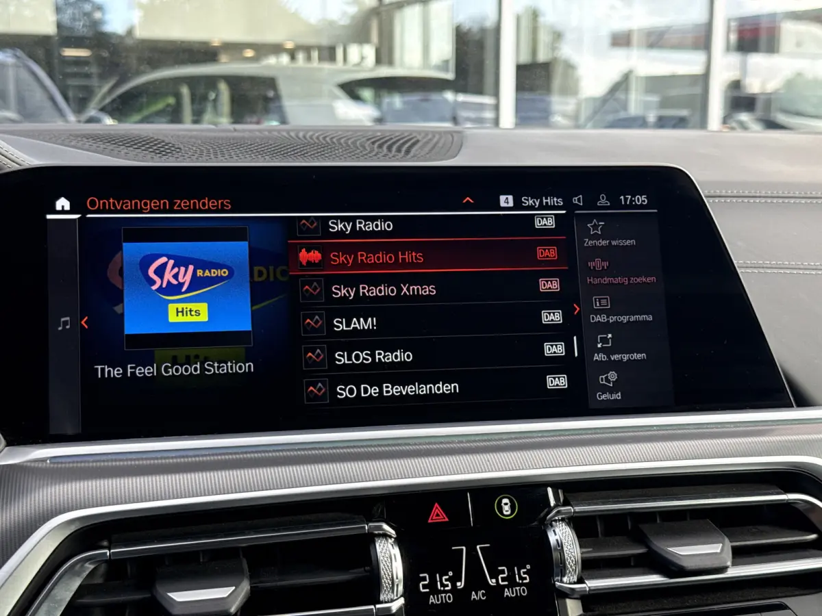 xDrive45e High Executive | M-Sport | 4 Wielbest. | Stoelvent. | Pano | Skylounge | Softclose | Trekhaak | ACC | HUD